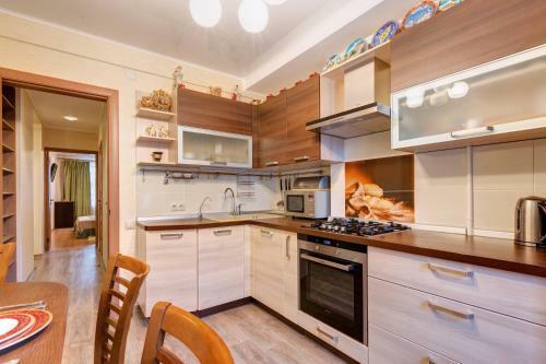 Azbuka Apartment Chernyshevskogo 101