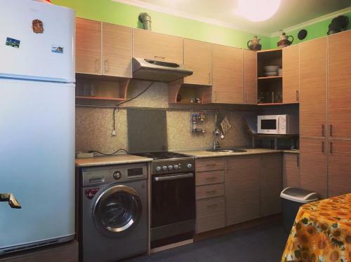 Hostal Guesthouse On Odesskaya 147