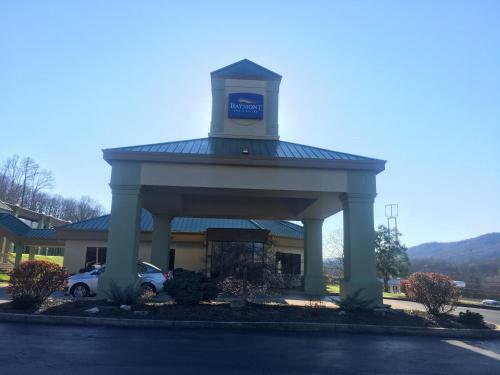 Hotel Baymont By Wyndham Harriman