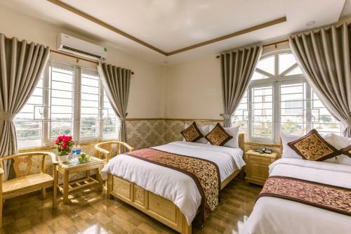 Aec Hotel Ban Me