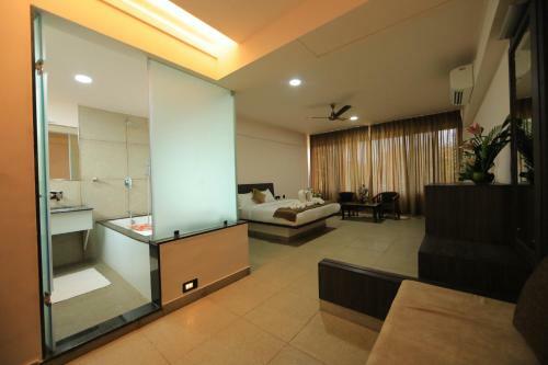 Hotel Shilhaandara