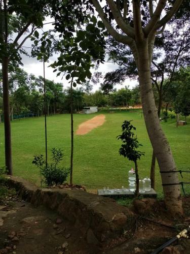 Hotel Shilhaandara