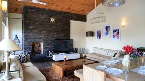 Vaanya Villa By Vista Rooms