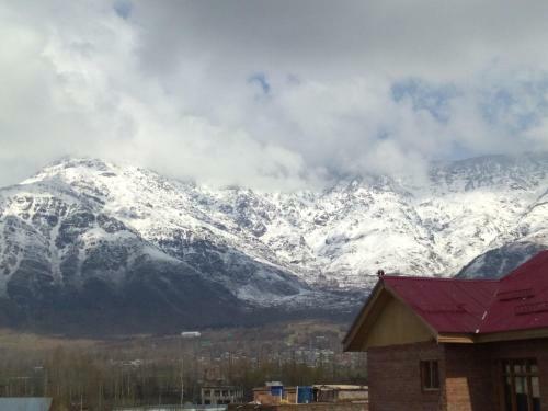 Hotel City Of Kashmir