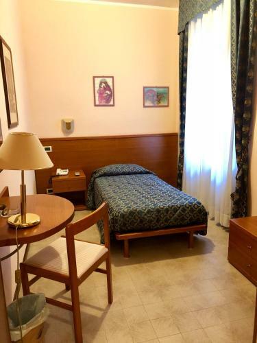 Hotel Albergo Colle Di Nava Lorenzina