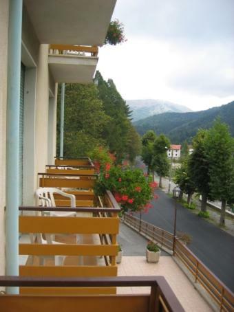 Hotel Albergo Colle Di Nava Lorenzina