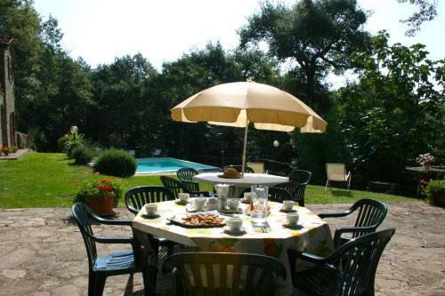 Santa Maria Alla Rassinata Villa Sleeps 15 Pool