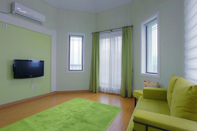 Forest Of Color Pension