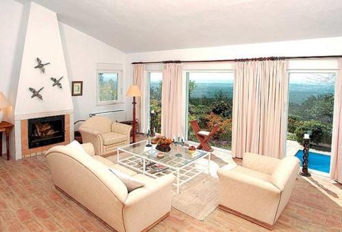 Picota Villa Sleeps 7 Pool