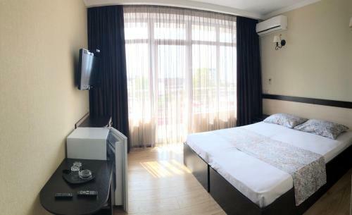 Hostal Nikos Hotel