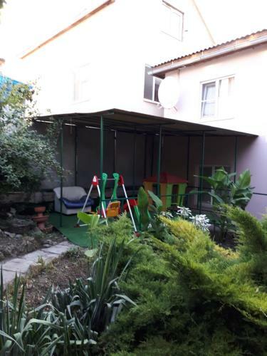 Hostal Dejavu Guest House