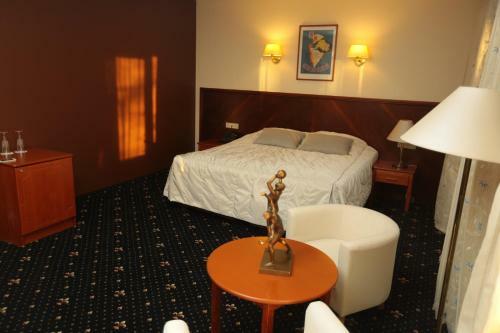 Dom Pionerov Hotel