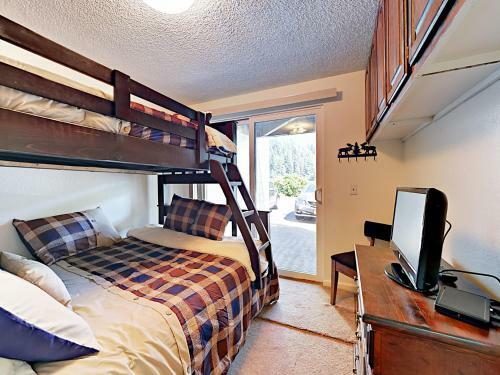 Apartamento 43605 State Hwy 38 Condo Unit 22