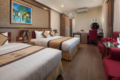 Royal Palace Hotel
