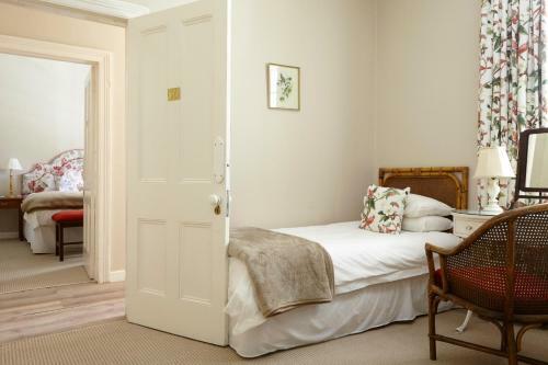Lord Milner Hotel