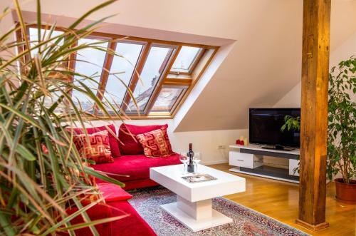 Apartamento Lesser Town Suites Near Petrin Park