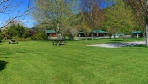 Kiwi Park Motels & Holiday Park