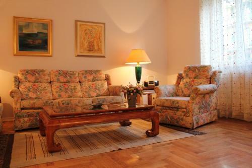 Cro Jet Set Apartments
