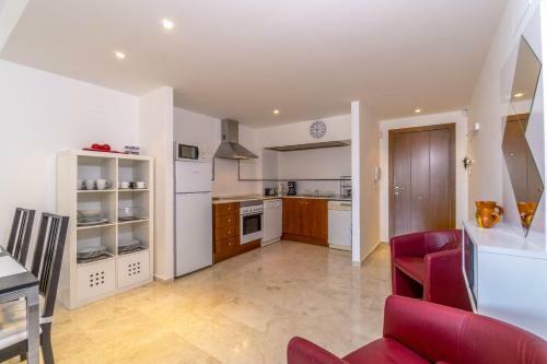 Punta Prima Apartment Sleeps 4 Pool Wifi