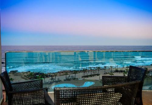 Punta Prima Apartment Sleeps 4 Pool Air Con Wifi
