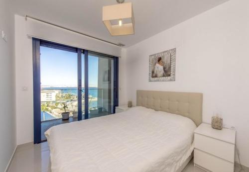 Punta Prima Apartment Sleeps 4 Pool Air Con Wifi