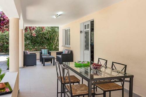 Es Mal Pas Villa Sleeps 6 Air Con Wifi
