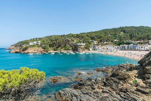 Fornells de La Selva Villa Sleeps 4 Pool Wifi