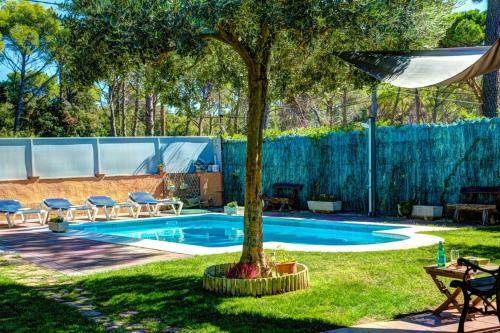 Fornells de La Selva Villa Sleeps 4 Pool Wifi