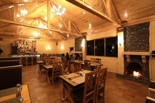 Etho Metho Hotel By Rightclique