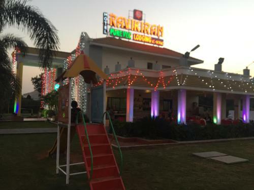 Hotel Ravikiran