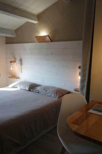 Hostal Auberge D'uzes