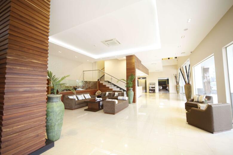 Best Western Premier Garden Hotel Entebbe