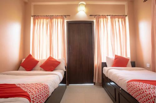 Hotel Oyo 11455 August Lake Resort