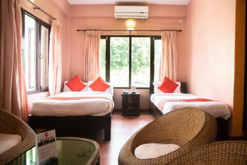 Hotel Oyo 11455 August Lake Resort