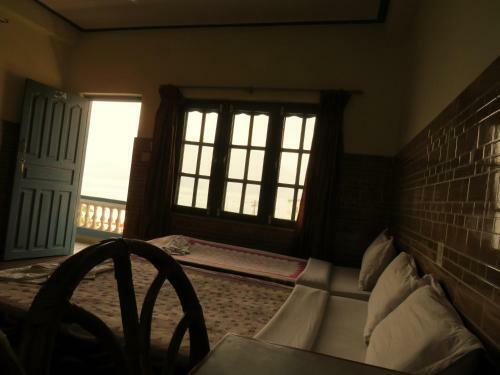 Hostal Lake Vision Guesthouse