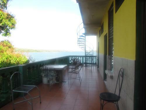 Albergue Hotel Mirador Del Lago