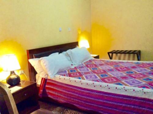 The Lions Den Hotel