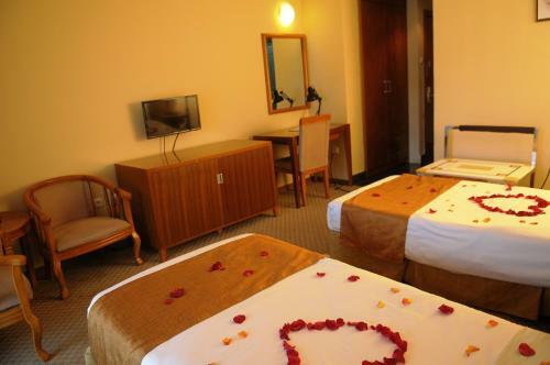 Beshale Hotel