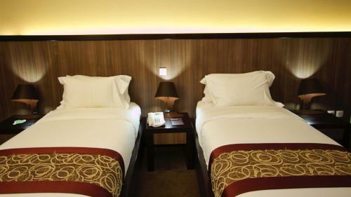 Elilly International Hotel