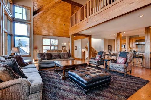 Westridge Lodge