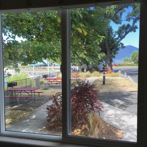 Hotel Clear Lake Cottages & Marina