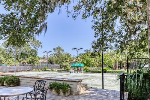 Inlet Cove 33