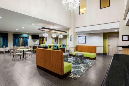 Hotel La Quinta By Wyndham Pasadena