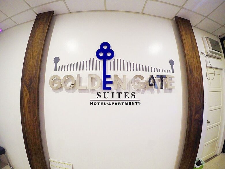 Aparthotel Golden Gate Suites