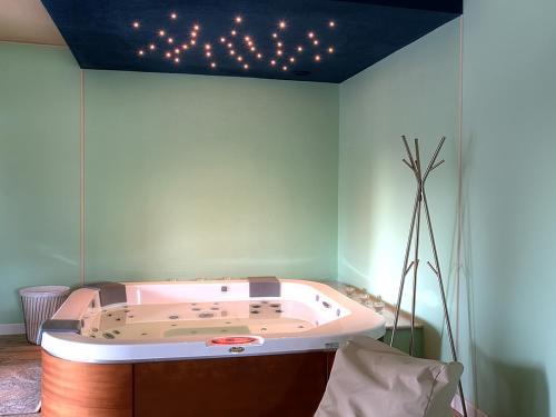 Baveno Villa Sleeps 10 Pool Air Con Wifi