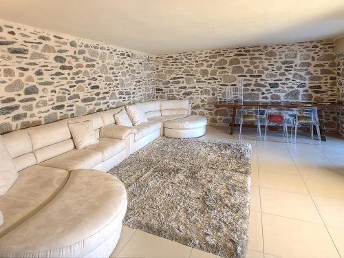 Baveno Villa Sleeps 10 Pool Air Con Wifi