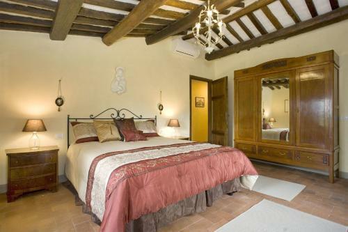Arsina Villa Sleeps 12 Air Con Wifi