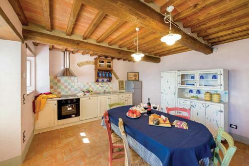 Torreone Villa Sleeps 10 Pool Air Con Wifi