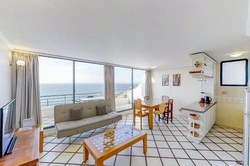 Apartamento Depto. Amplio Con Vista Al Mar