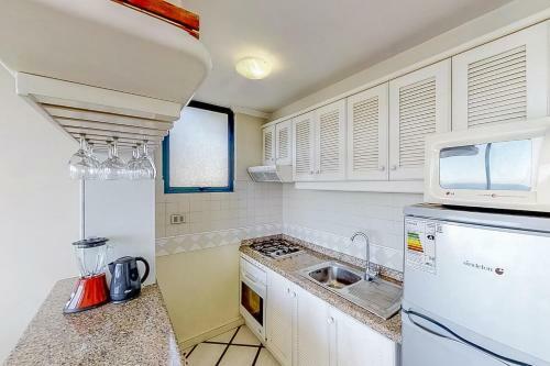 Apartamento Depto. Amplio Con Vista Al Mar